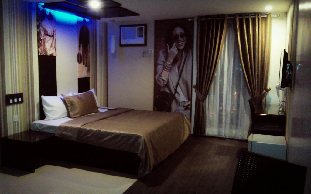 Icon Hotel North Edsa Quezon City Pokój zdjęcie