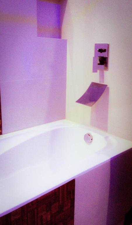 Icon Hotel North Edsa Quezon City Pokój zdjęcie