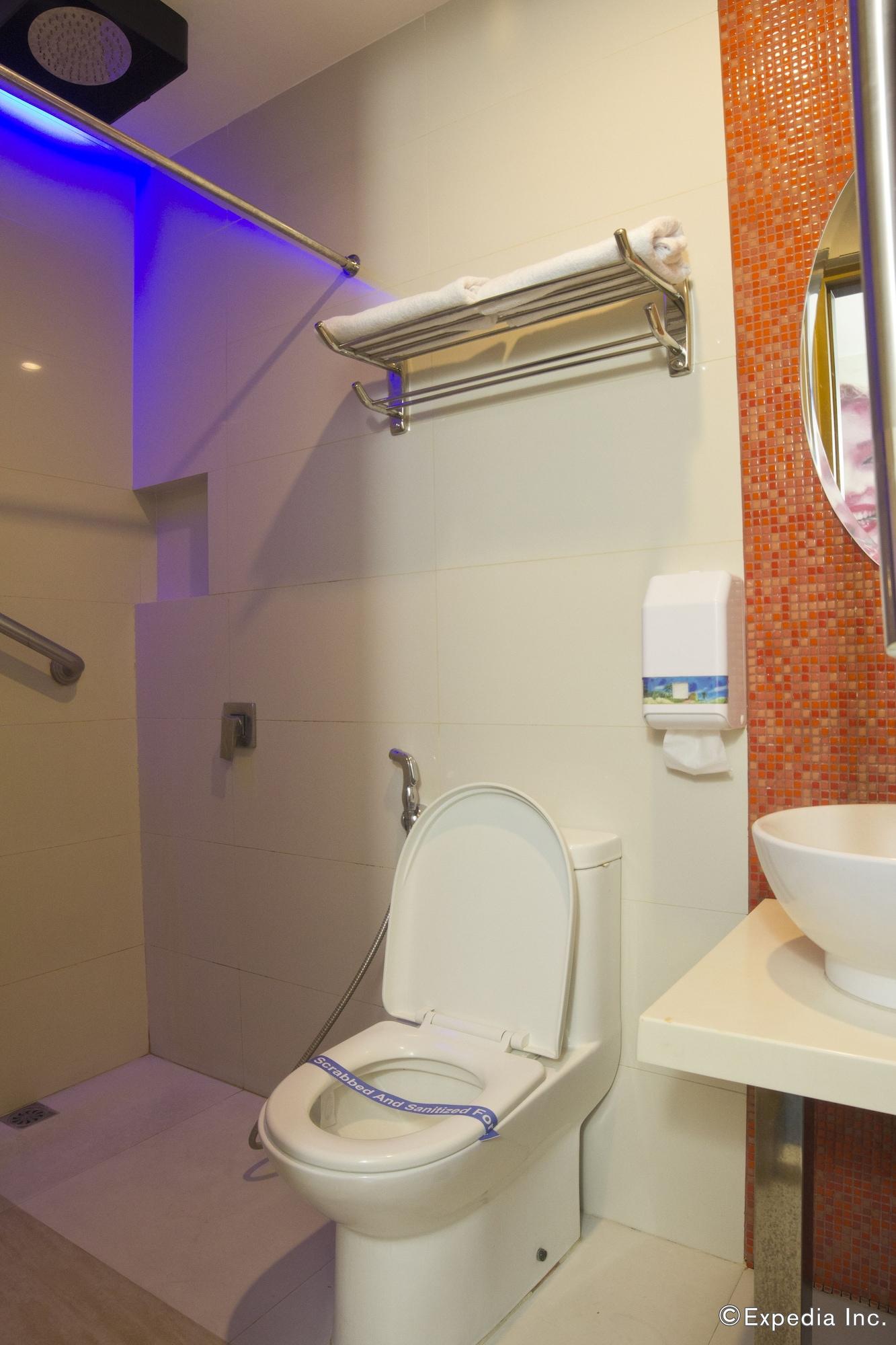 Icon Hotel North Edsa Quezon City Zewnętrze zdjęcie