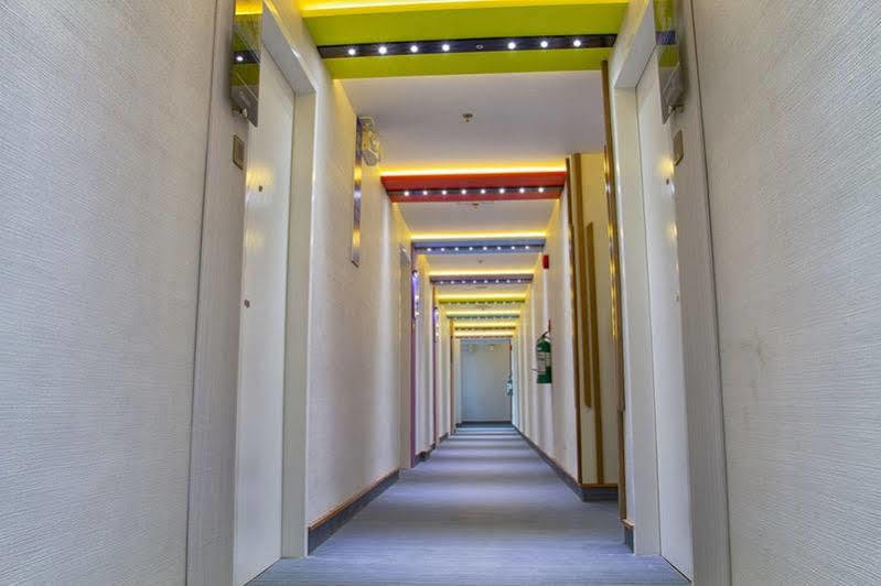 Icon Hotel North Edsa Quezon City Zewnętrze zdjęcie
